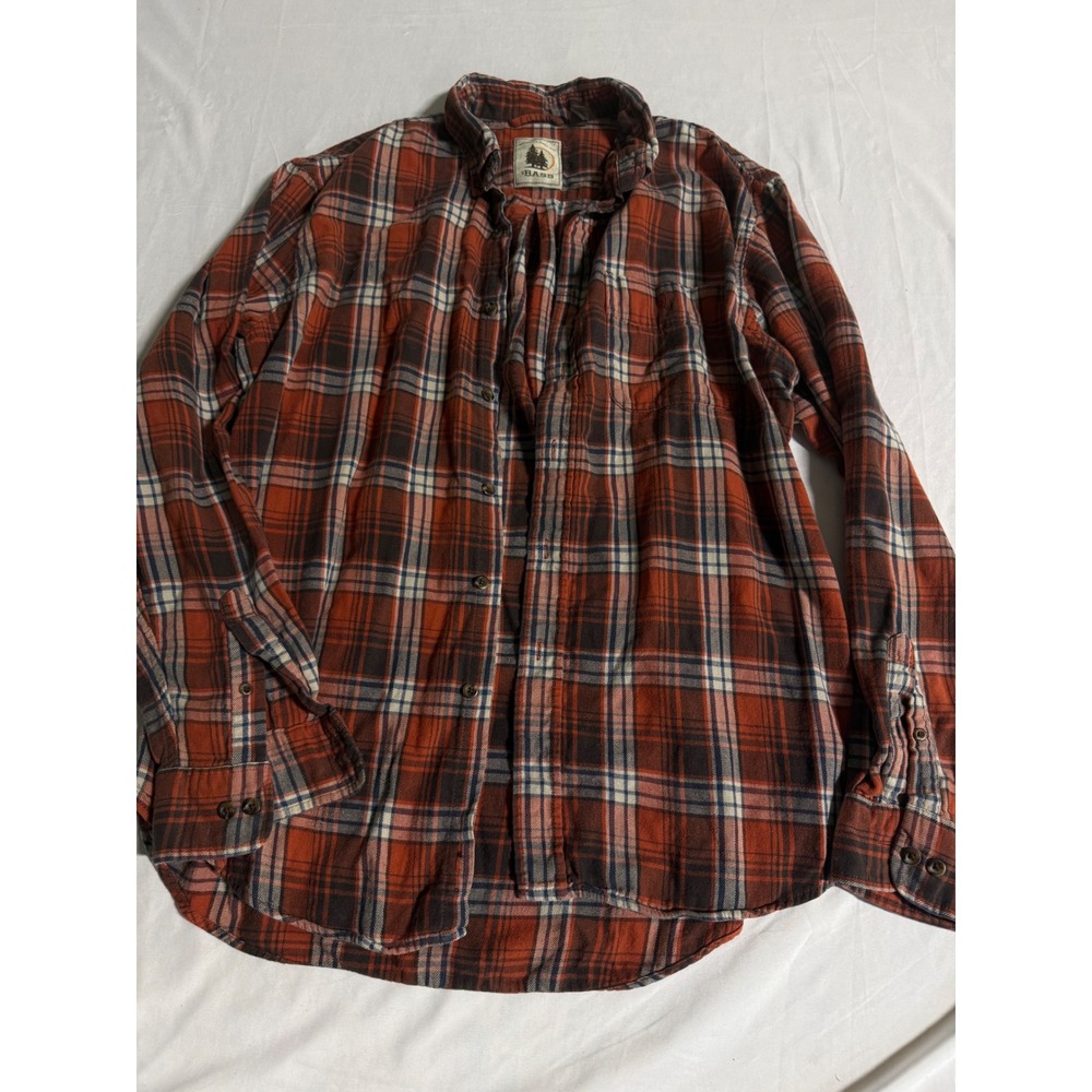 GH Bass Mens Flannel Shirt Large Red Navy Plaid Cotton Button Down Flaw